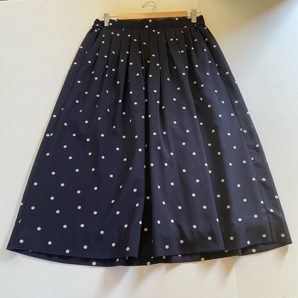 J. Crew Dresses & Skirts - J.Crew Women's Pleated Midi Skirt in Polka Dot Navy Blue Size 4